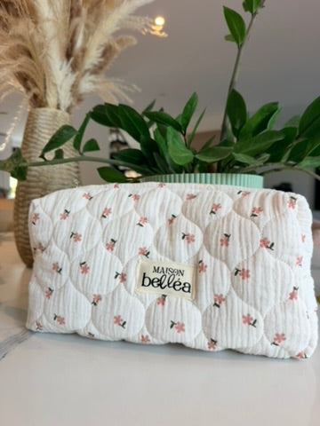 Trousse faite à la main